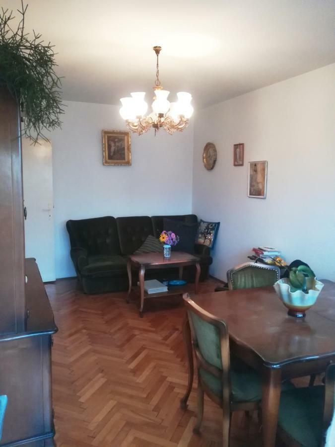 The Pioneers Home Skopje Buitenkant foto